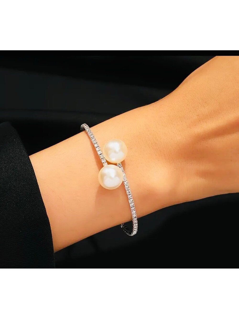 New - Exquisite Pearl and Rhinestone Cuff Bracelet